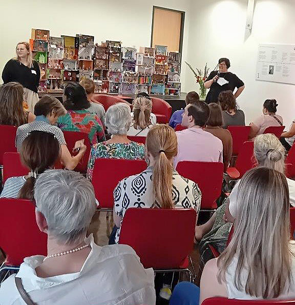 Publikum Café Auszeit Feier 30jähriges Jubiläum